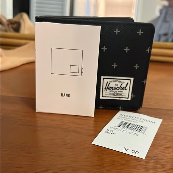 NWT Herschel Supply Company Black and White Wallet Card Holder - Picture 7 of 7